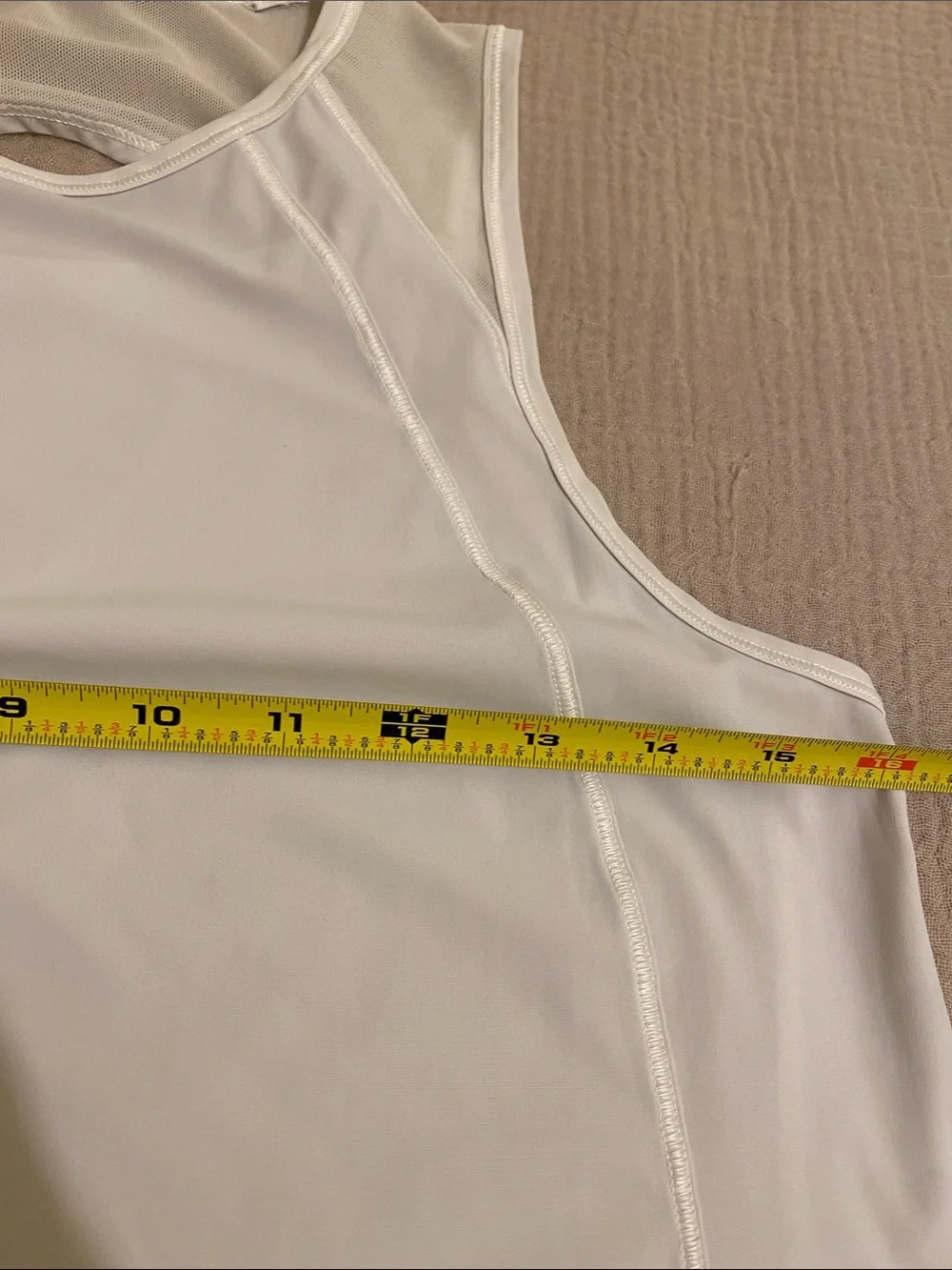 Lululemon athletica Women’s Athletic Tank Top. Size M -L